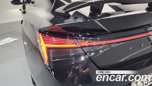 Hyundai The New Avante Hybrid 2022 — Photo 18/34