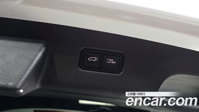Kia Carnival 2022 — фото 20 из 20