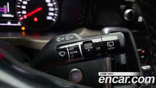 Kia Sorento 2020 — Şəkil 28/30