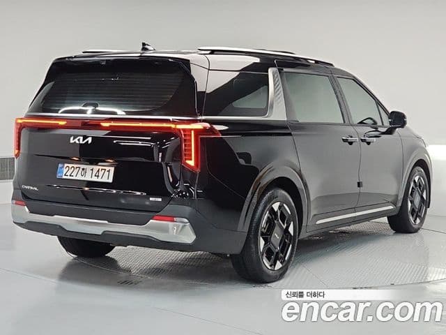 Kia Carnival 2025 — Şəkil 3/20