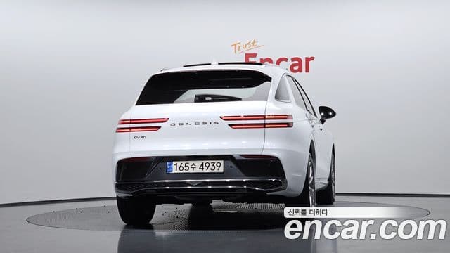 Genesis GV70 2024 — Şəkil 4/20