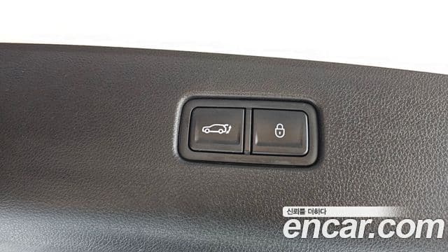 Genesis GV70 2024 — Photo 36/36