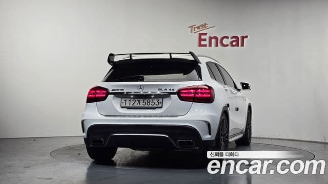 Mercedes-Benz GLA-Class 2018 — Фото 3/20