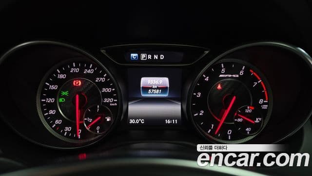 Mercedes-Benz GLA-Class 2018 — Фото 7/20