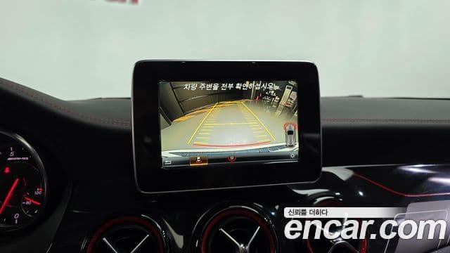 Mercedes-Benz GLA-Class 2018 — Фото 13/20