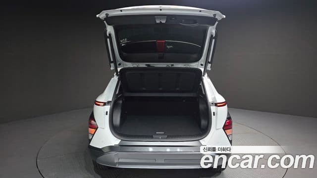 Hyundai Kona 2024 — ფოტო 19/20