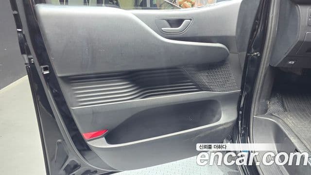 Hyundai Staria 2024 — Şəkil 23/30