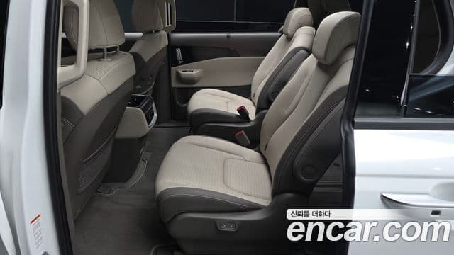 Kia Carnival 2025 — Фото 11/20
