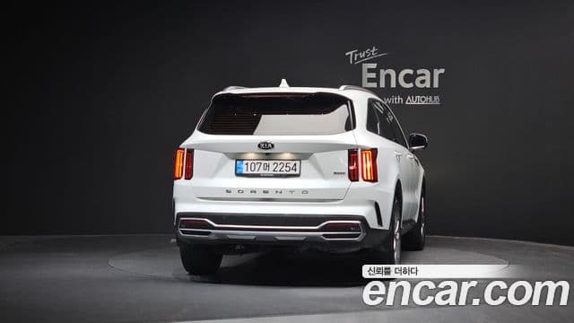 Kia Sorento 2020 — ფოტო 4/20