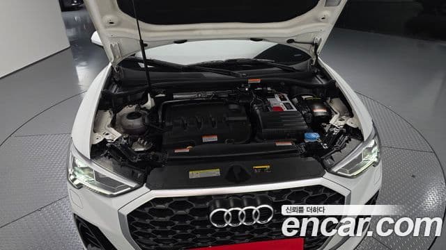 Audi Q3 2020 — Şəkil 6/20