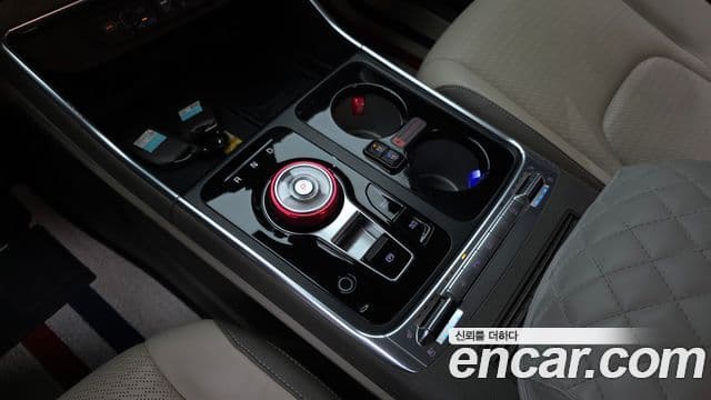 Kia Carnival 2024 — ფოტო 9/20