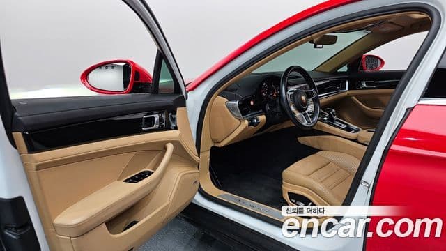 Porsche Panamera 2019 — ფოტო 10/20
