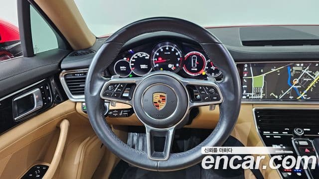 Porsche Panamera 2019 — ფოტო 12/20