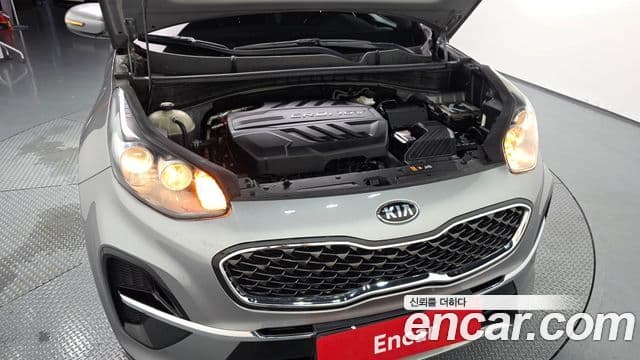 Kia Sportage The Bold 2020 — ფოტო 6/20