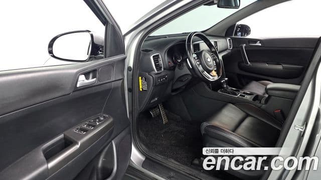 Kia Sportage The Bold 2020 — ფოტო 10/20