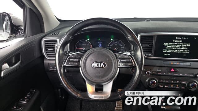 Kia Sportage The Bold 2020 — ფოტო 13/20