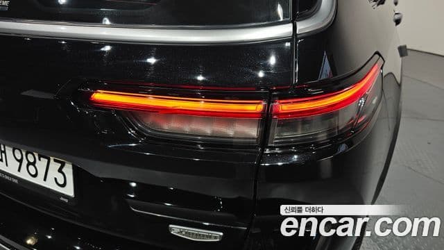 Jeep Grand Cherokee 2023 — Şəkil 30/38