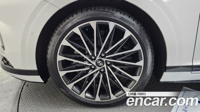 Hyundai Grandeur 2022 — Şəkil 5/20