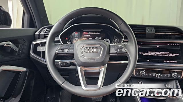 Audi Q3 2025 — Photo 19/32