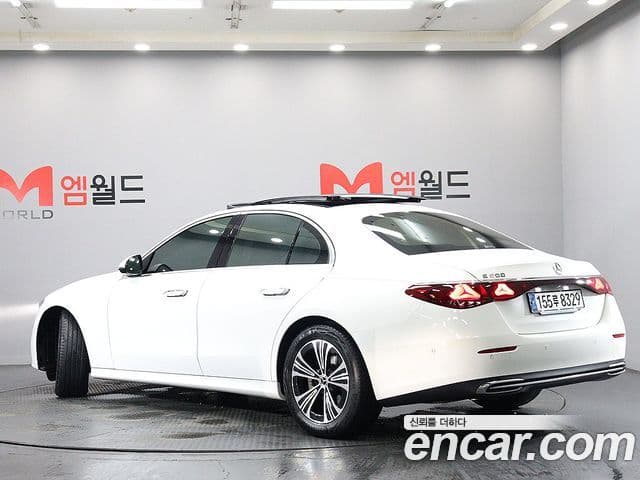 Mercedes-Benz E-Class 2024 — Şəkil 4/20