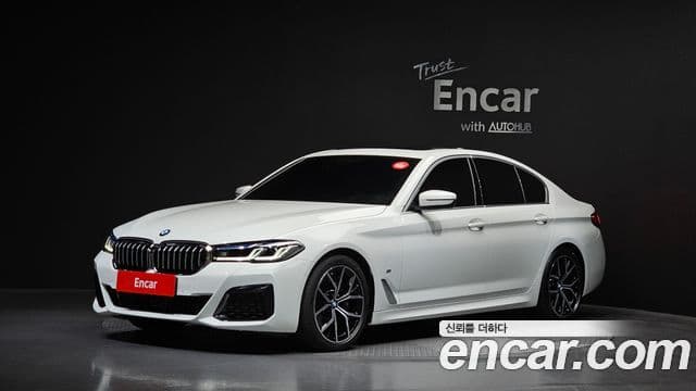 BMW 5 Series 2023 — Фото 1/20