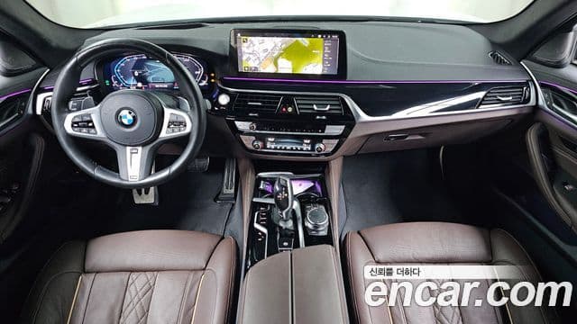 BMW 5 Series 2023 — ფოტო 7/20