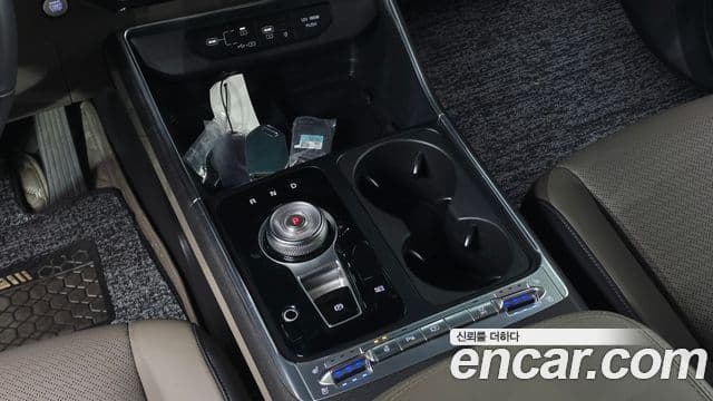 Kia Carnival 2025 — Şəkil 9/20