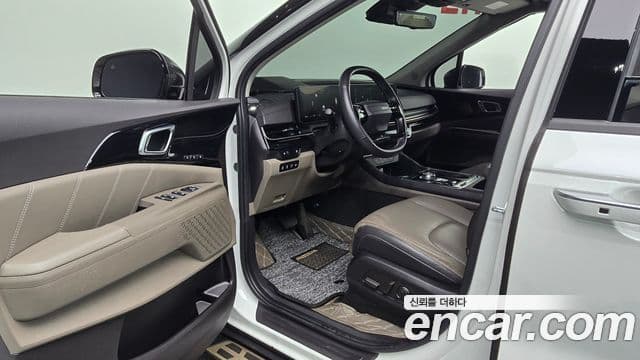 Kia Carnival 2025 — Şəkil 10/20