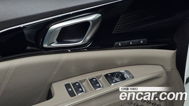 Kia Carnival 2025 — Şəkil 19/20
