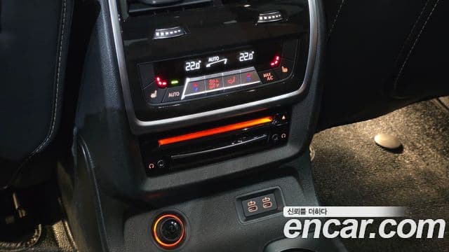 BMW X7 2022 — Photo 10/34