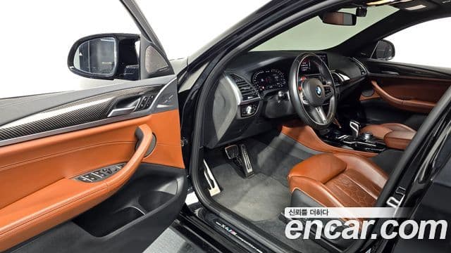 BMW X4 2021 — Фото 10/20