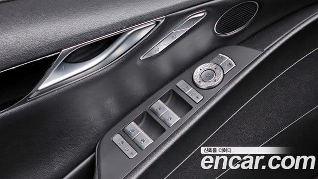 Genesis G80 2021 — ფოტო 21/32