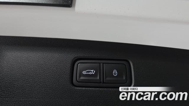Genesis GV70 2025 — ფოტო 16/20