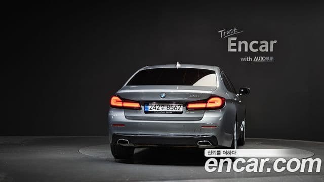 BMW 5 Series 2023 — Şəkil 4/20