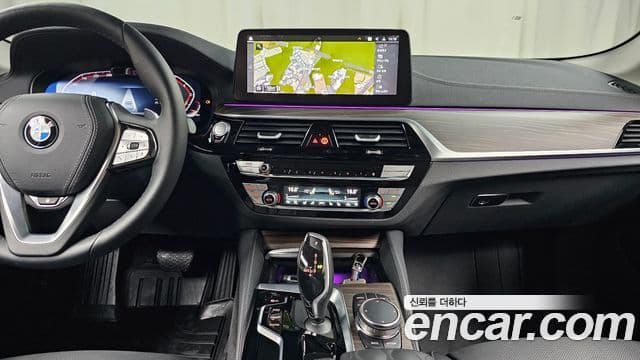 BMW 5 Series 2023 — Şəkil 18/20