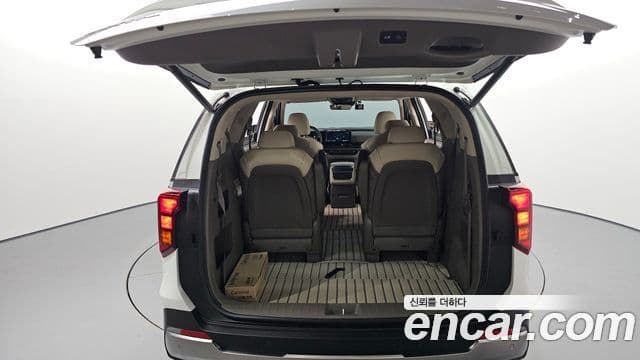 Kia Carnival 2025 — Фото 20/20