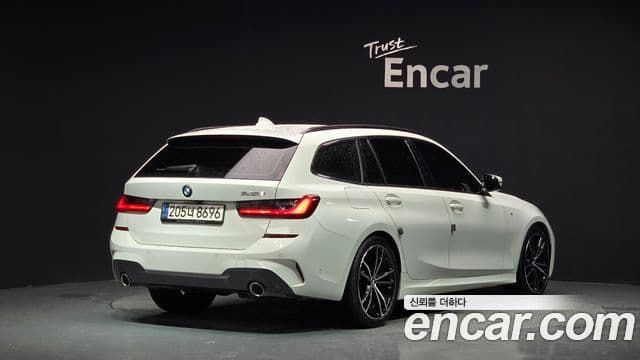 BMW 3 Series 2021 — ფოტო 2/20