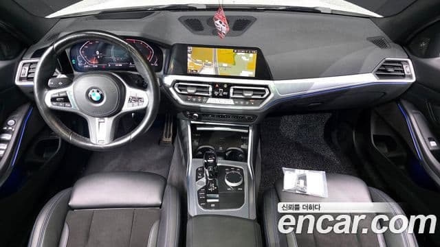 BMW 3 Series 2021 — ფოტო 7/20