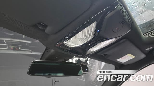 BMW 3 Series 2021 — ფოტო 18/20