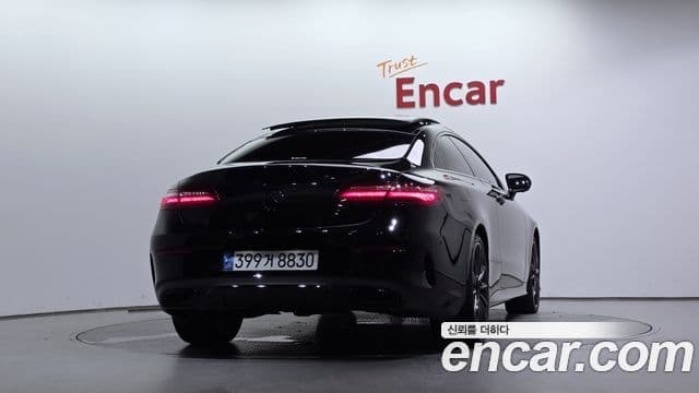 Mercedes-Benz E-Class 2018 — ფოტო 4/20
