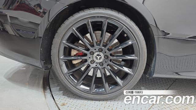 Mercedes-Benz E-Class 2018 — ფოტო 5/20