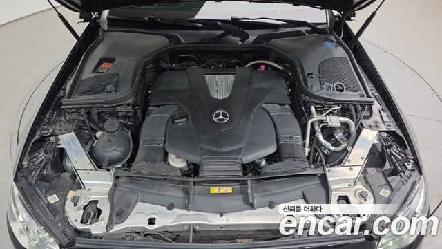Mercedes-Benz E-Class 2018 — ფოტო 6/20