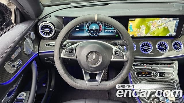 Mercedes-Benz E-Class 2018 — ფოტო 13/20