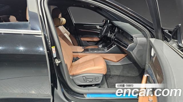 Audi A6 2020 — ფოტო 11/20