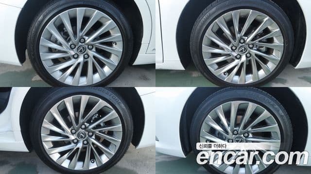 Lexus ES300h 2021 — ფოტო 14/20