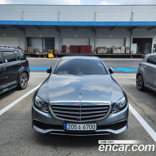 Mercedes-Benz E-Class 2018 — Şəkil 3/10