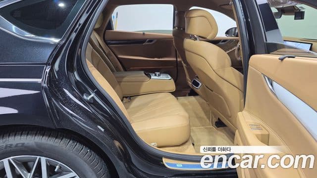 Genesis Electrified G80 2024 — Şəkil 12/20