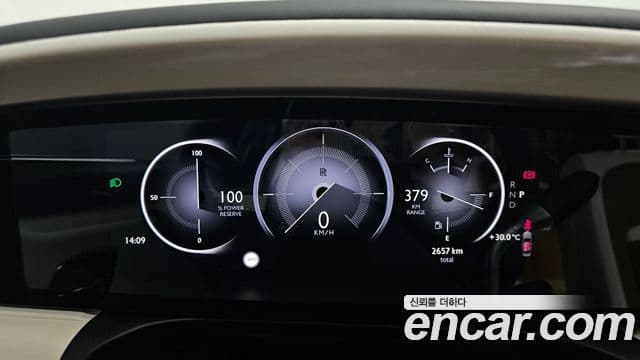 Rolls-Royce Ghost 2025 — ფოტო 6/20
