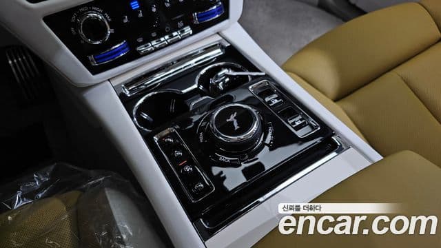Rolls-Royce Ghost 2025 — ფოტო 7/20