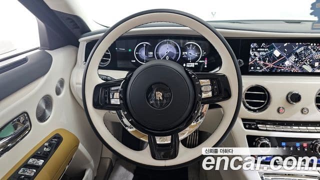 Rolls-Royce Ghost 2025 — ფოტო 14/20
